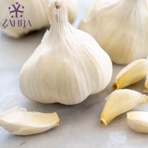 فوائد أكل الثوم على الريق للشعر